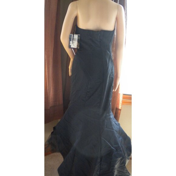 RAMPAGE NWT Vintage long gown with taffeta was $144 Size 3 - Picture 5 of 7
